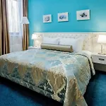 Aqua-minsk Hotel 2*